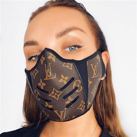 Louis Vuitton Face Masks for Women .